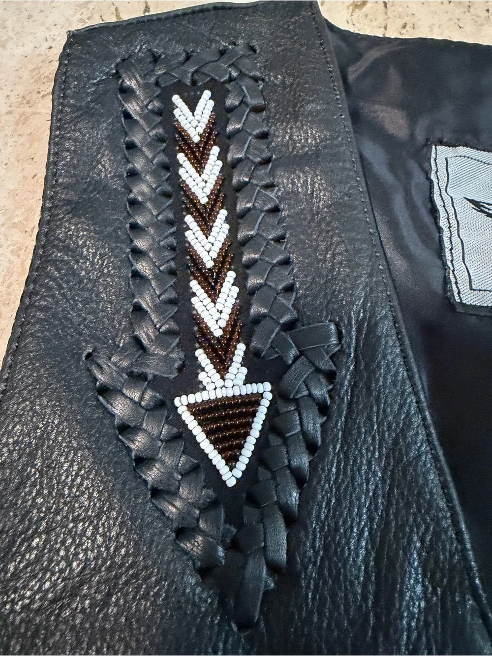 UNIK 90’s Vintage Leather and Native Beaded Vest Men’s 40 Large